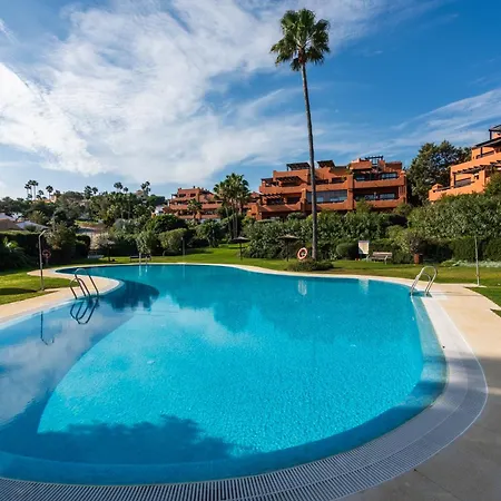 Apartment Con Piscina - *