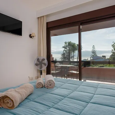 Apartment Con Piscina - *